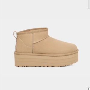 ISO!! classic ultra mini ugg platform (mustard seed)